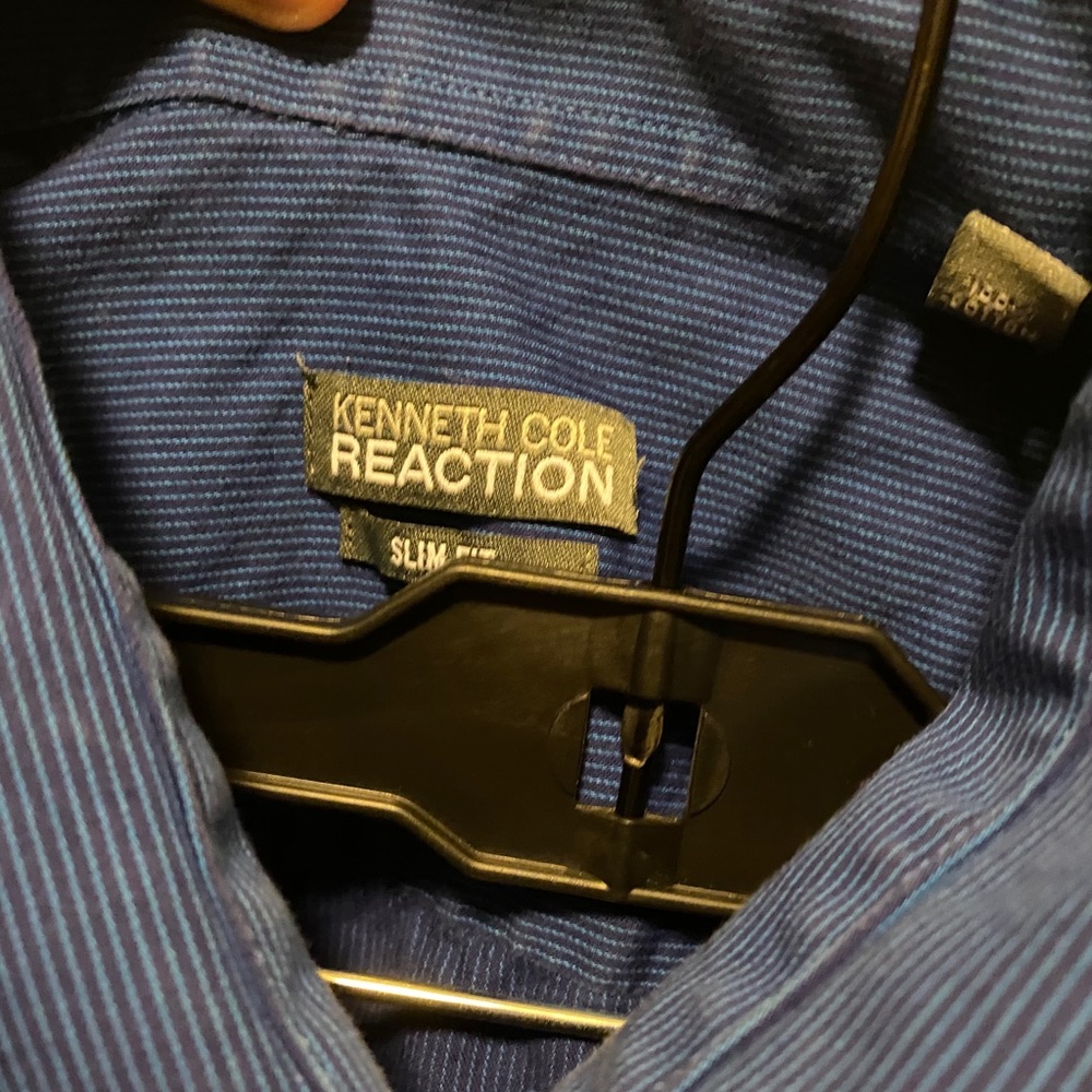 Kenneth Cole Button Down - Picture 3 of 3